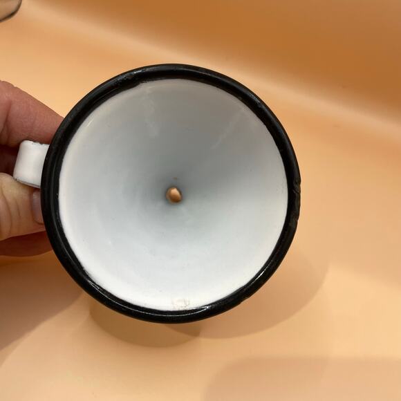 Vintage Enamel Funnel Black Trim Handle Metal Kitchen Collectable Decor Retro - Picture 8 of 10